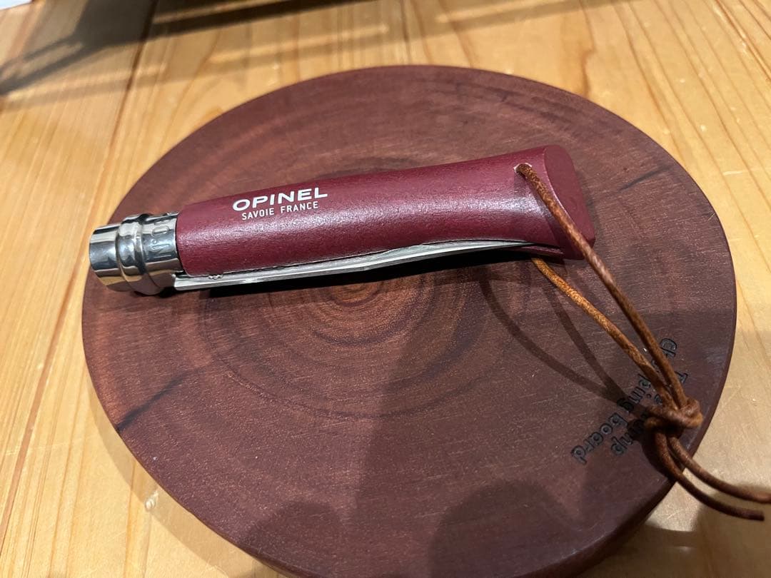 キャンプ用品　WAQマルチガスバーナーテーブル　オピネルナイフ　ガス缶カバー