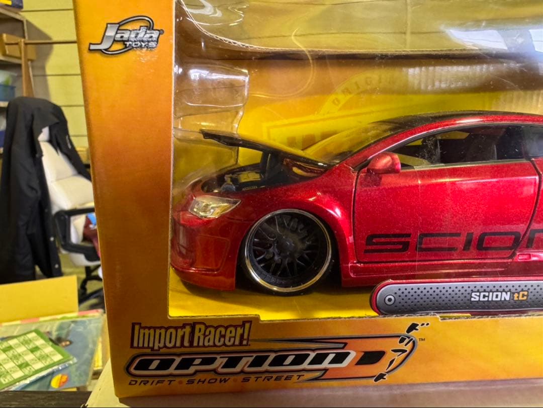 ミニカー sa583 NEW Jada Toys - Red SCION tC