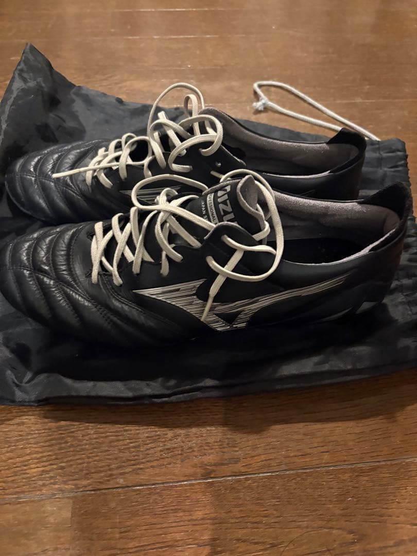 Mizuno サッカーシューズ ブラック 収納袋付き