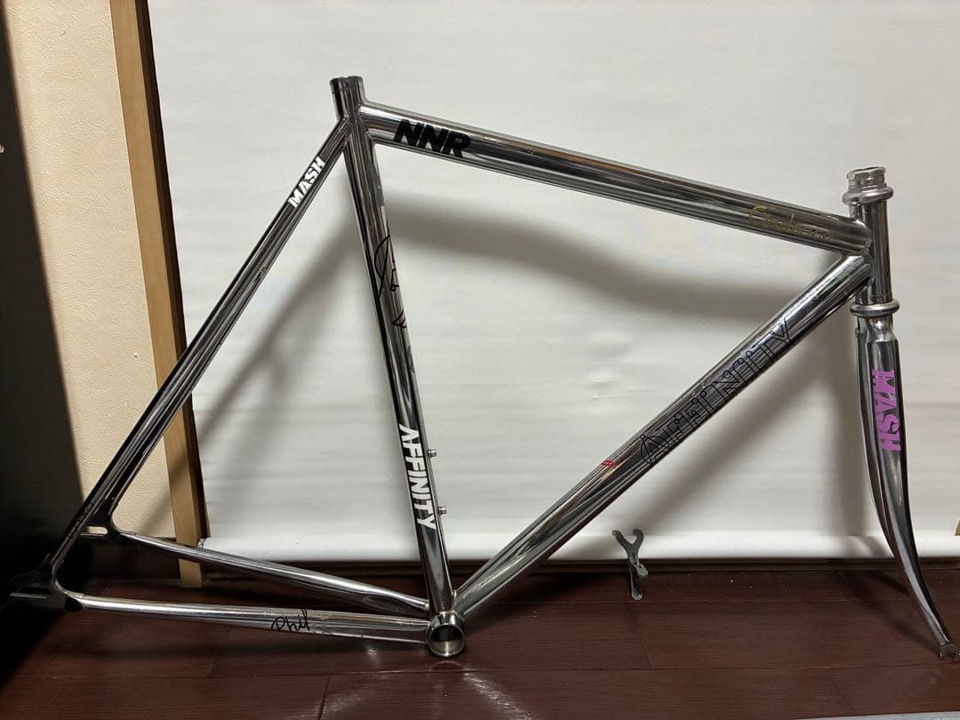 affinity lo pro初期型　フレームセット　ピスト　スレッド加工済み