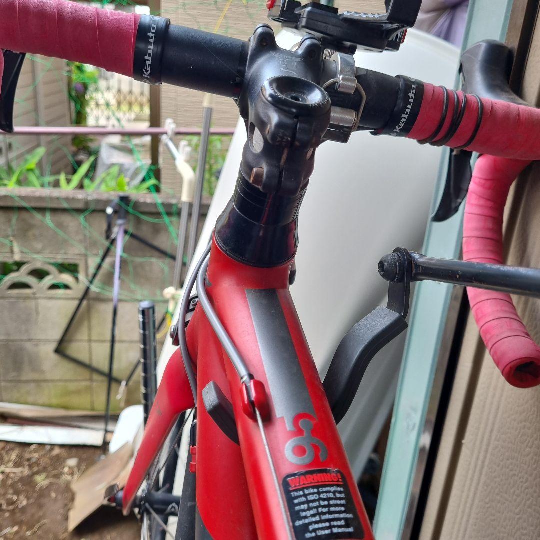ロードバイクFELT マットレッド