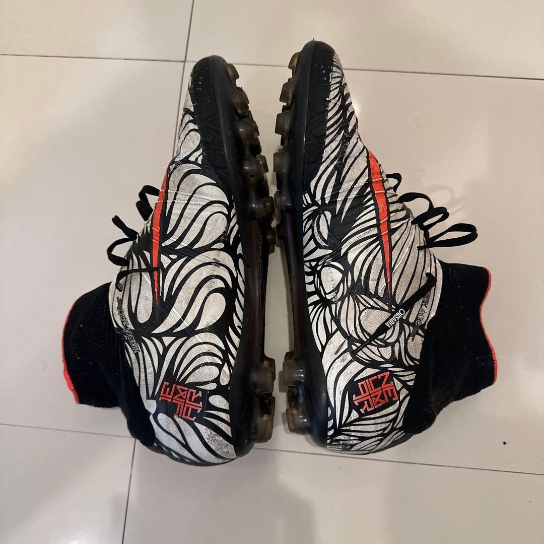 Nike ハイパーヴェノム　ファントム2 ネイマールモデル　AG-R