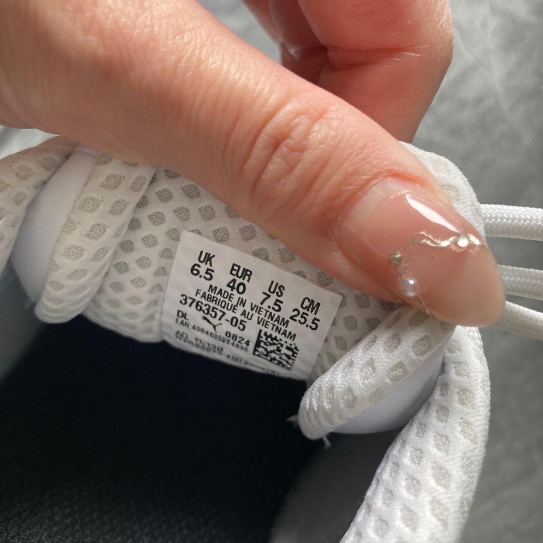PUMA ゴルフシューズ　白　25.5 新品