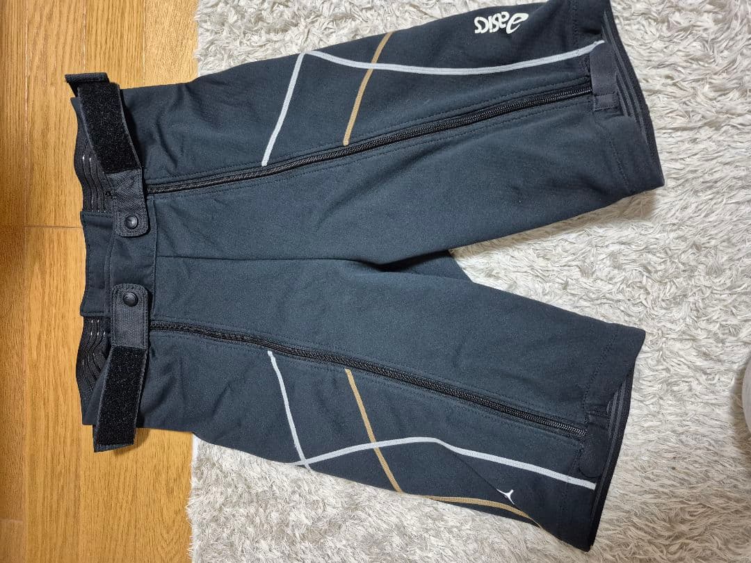 アシックススキーハーフパンツ