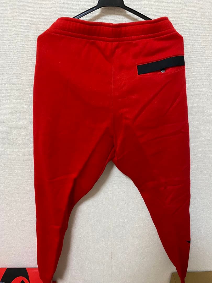 新品 NIKE ナイキ メンズセットアップ 赤 Lサイズ