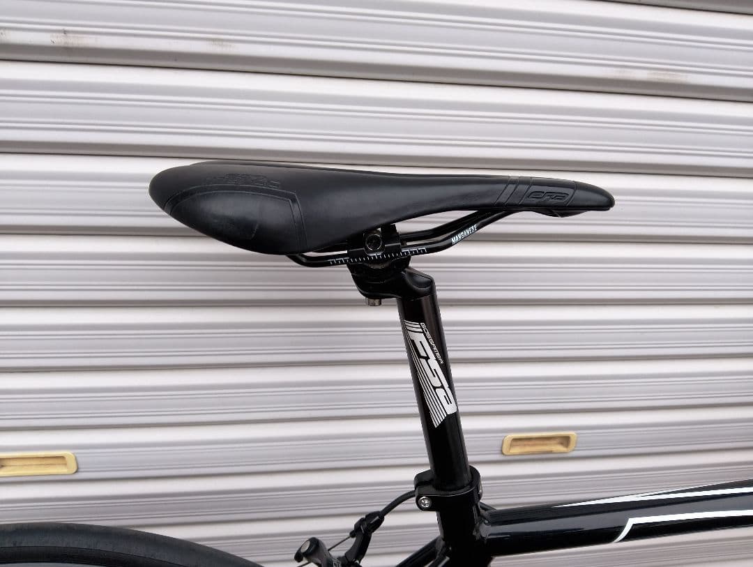 ★cinelli experience ロードバイク ブラック 47 11s★