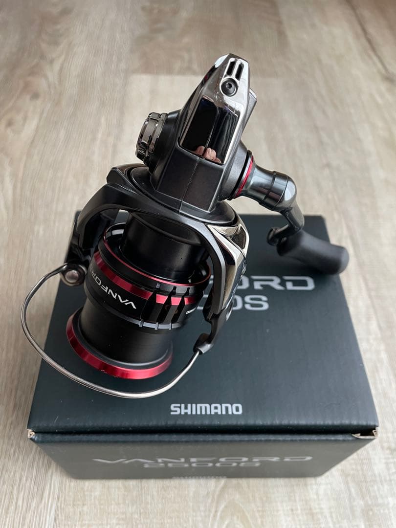 SHIMANO 20VANFORD 2500S スピニングリールUSED品