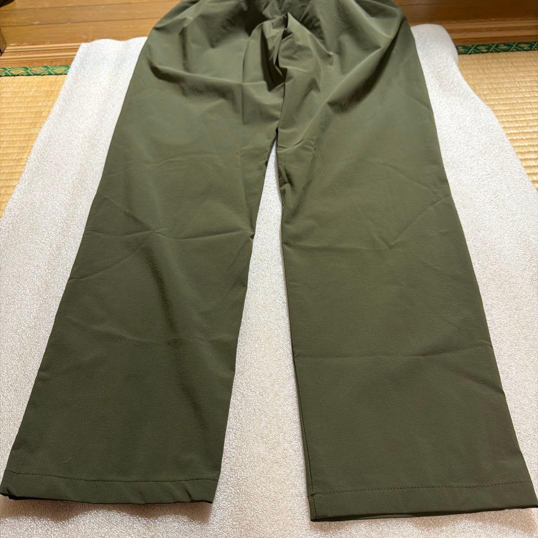 ノースフェイス オリーブ色 スリムフィットパンツ