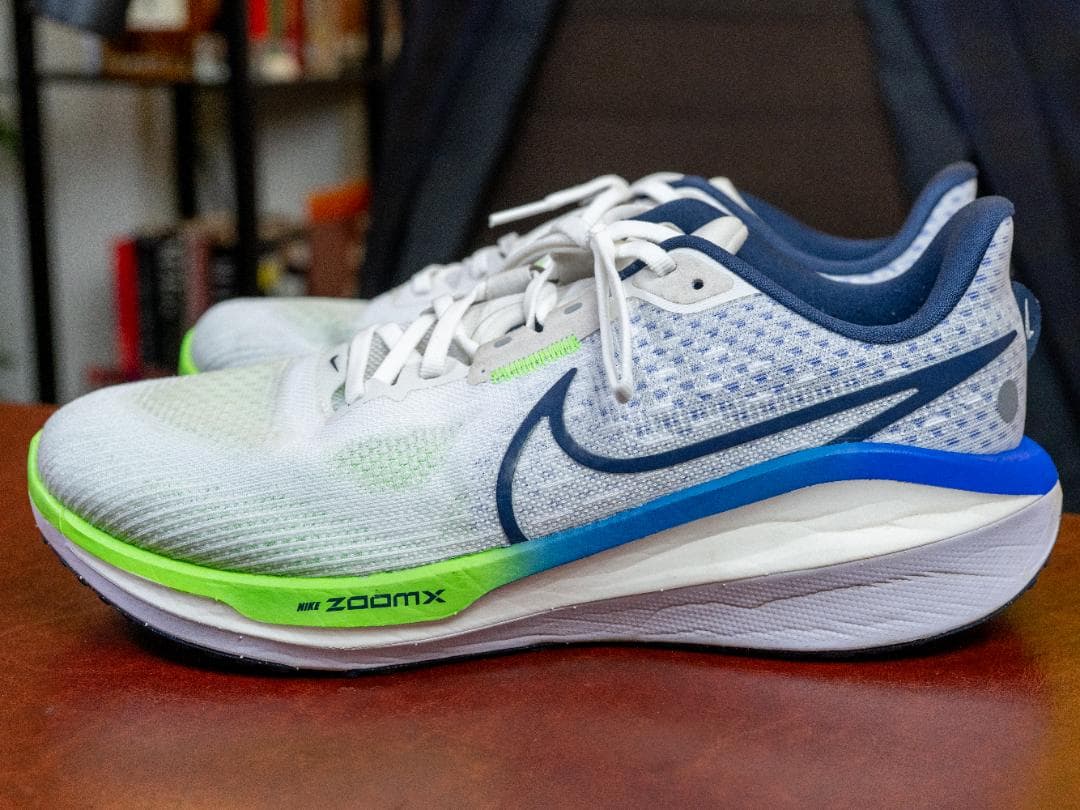 キ*イ様 ナイキ ボメロ 17 Nike Vomero 17 サイズ27.5 W