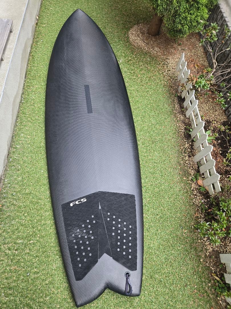 ESSENCE　カーボンサーフボード FISH FIVE　CARBON 6'0\"