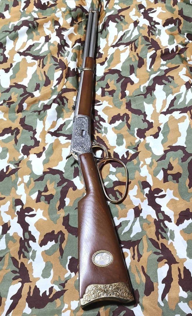 フランクリンミント ジョンウェイン記念ライフルウィンチェスターM92レプリカ