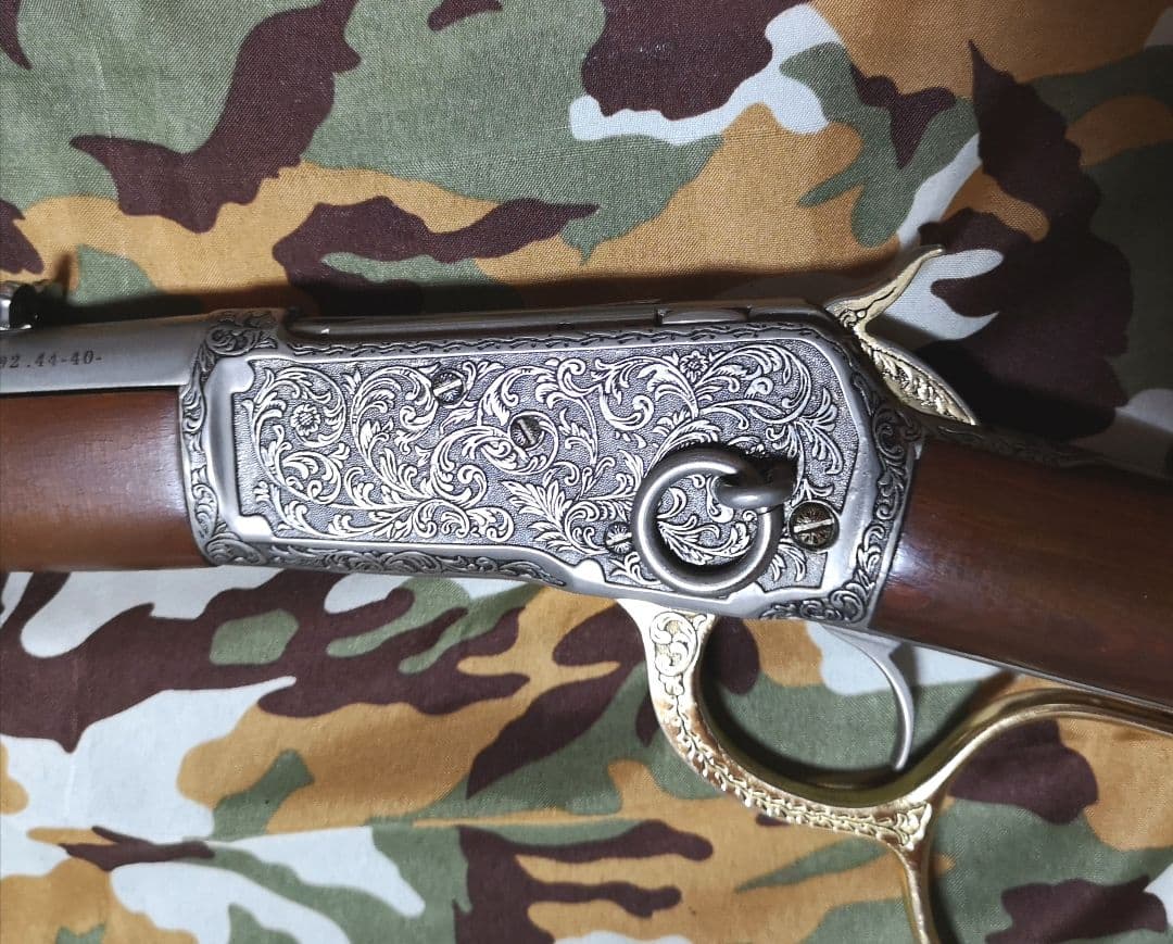フランクリンミント ジョンウェイン記念ライフルウィンチェスターM92レプリカ