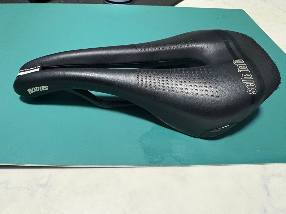 t*l様 Selle Italia Novus Boost カーボンサドル ショ