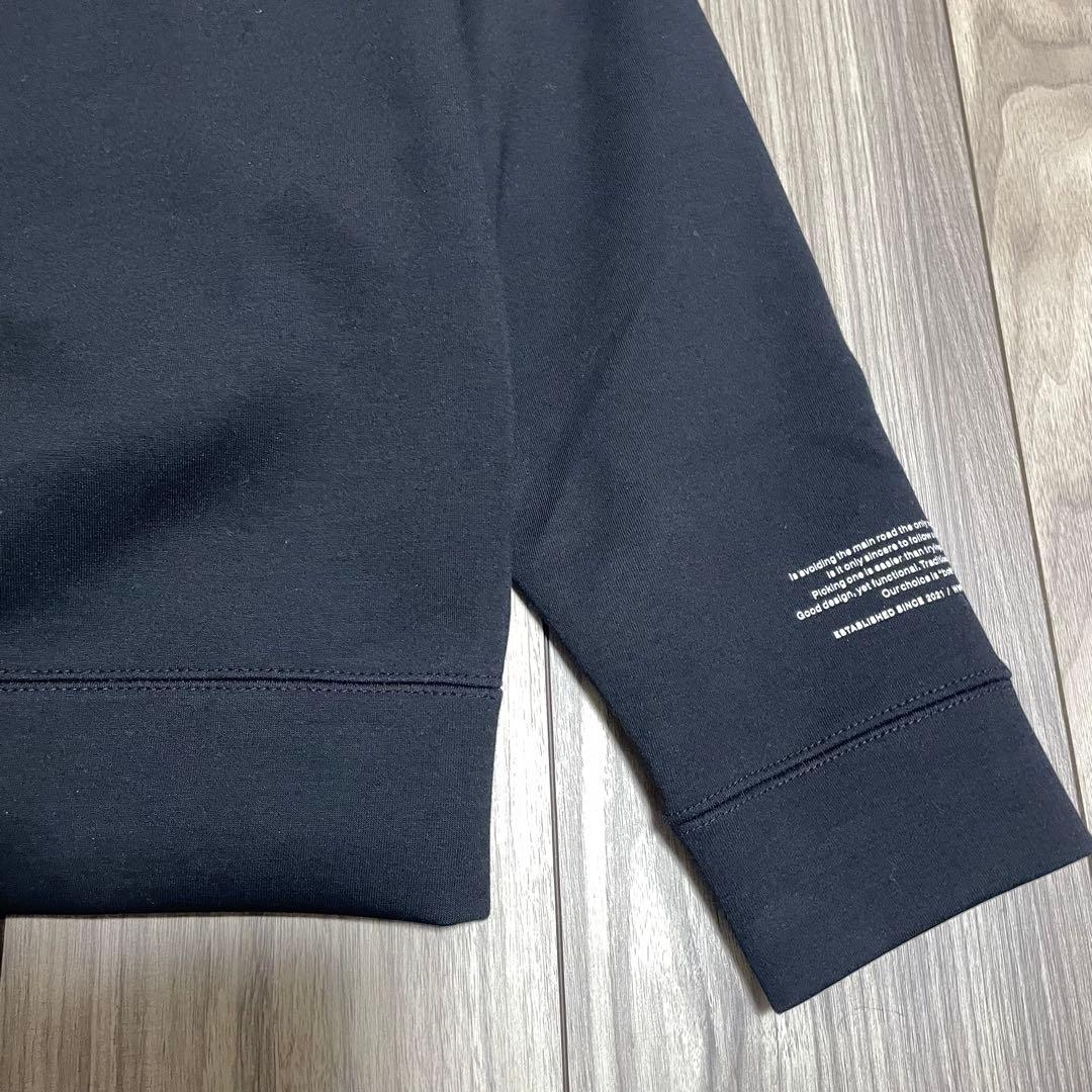 美品✨RUFFLOGのトップス