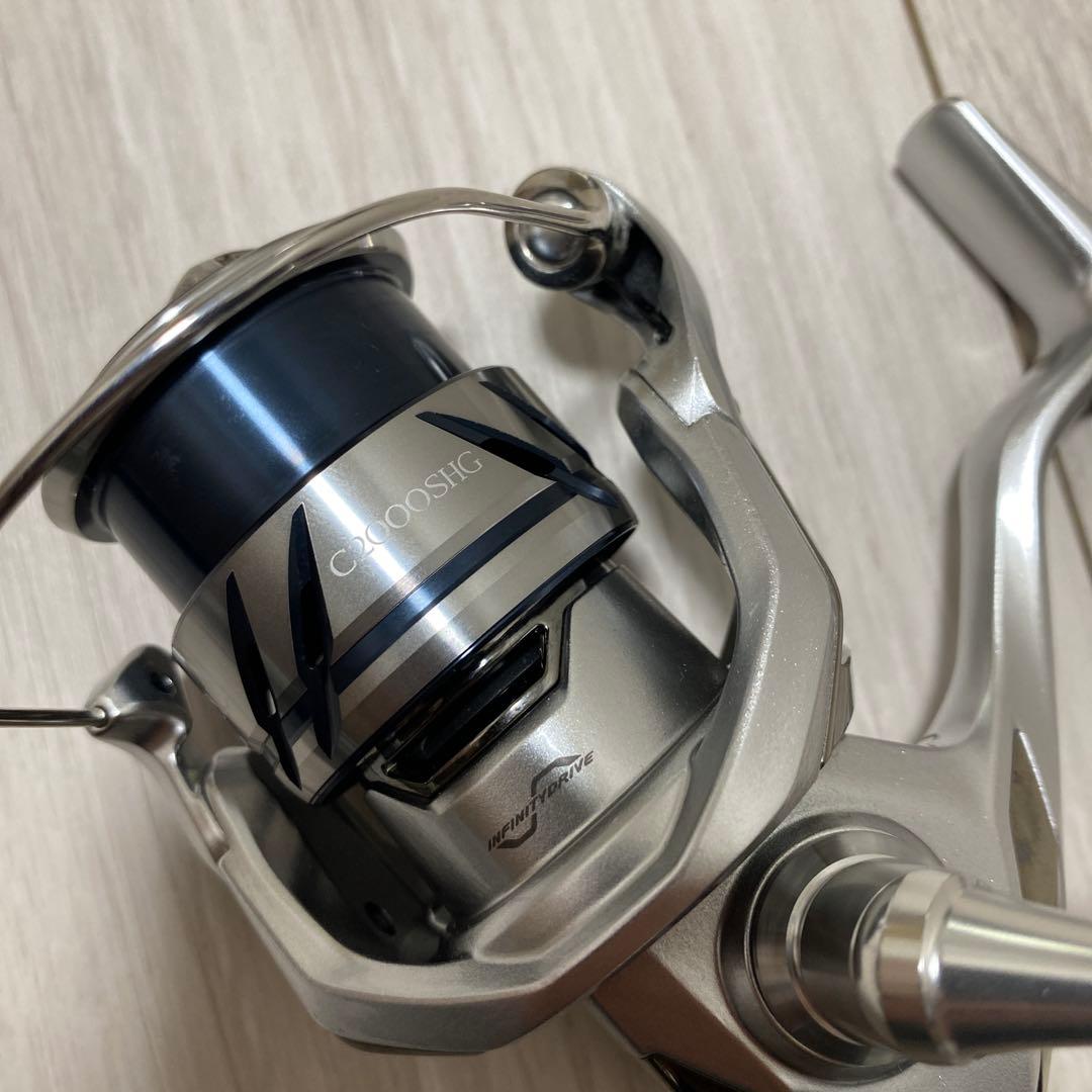シマノ　23ストラディック　C2000SHG 美品　☆特価☆