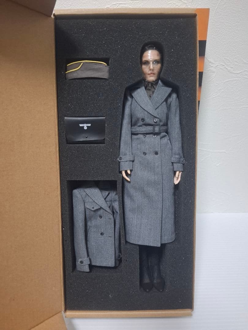 POPTOYS 1/6 WWWⅡ　ドイツ　女性公務員　フィギュア　ドール