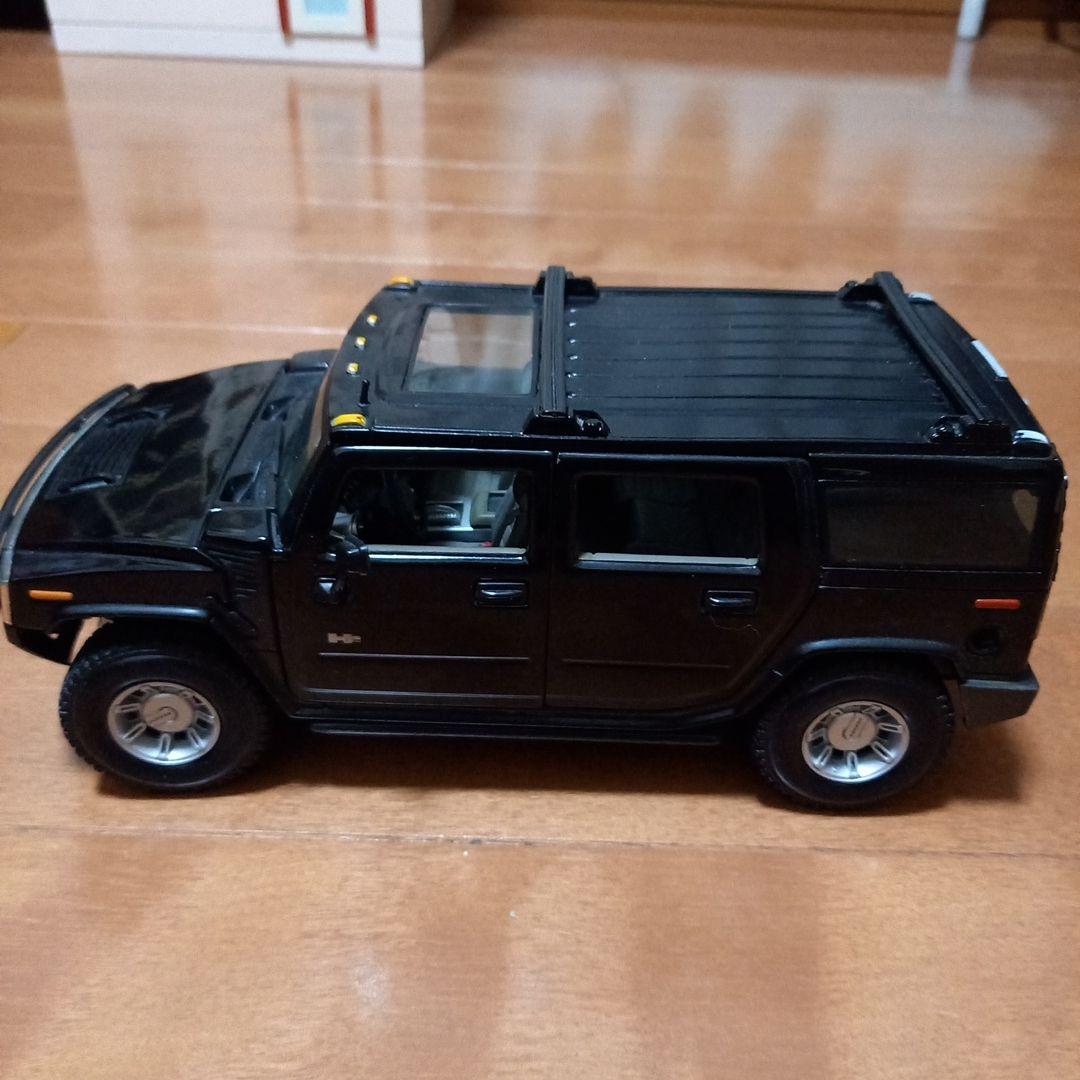 Hummer H2 1/18 ミニカー 4ドア