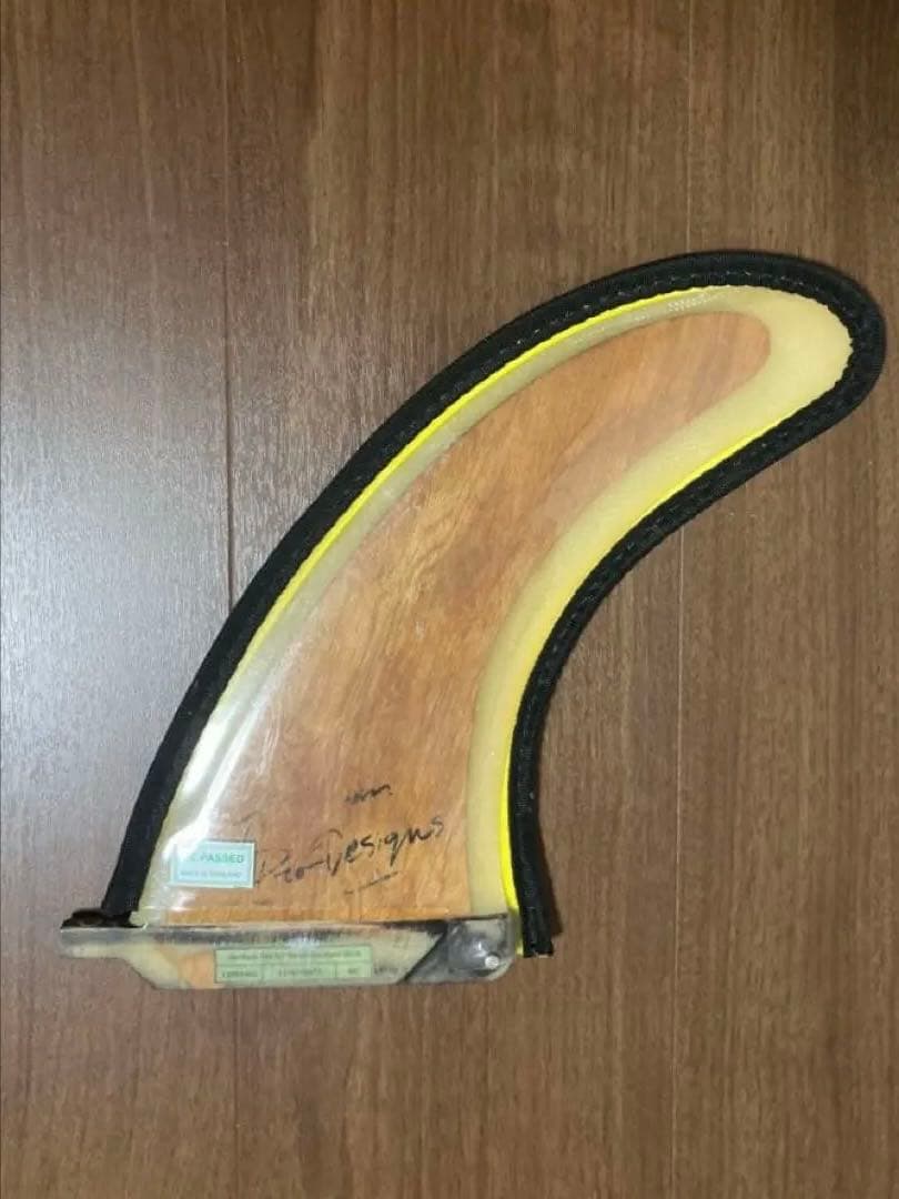 サーフボードフィン　センターフィン　ハワイアンプロデザイン　ドナルドタカヤマ