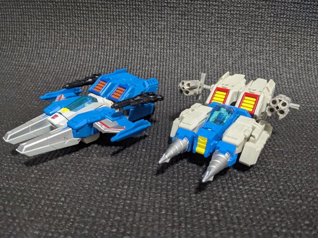 トランスフォーマー　トップスピン　ツインツイスト　２体セット　中古品　武器欠品