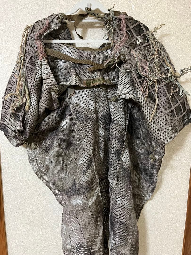 AGGRESSORのオリジナルマムシギリースーツ