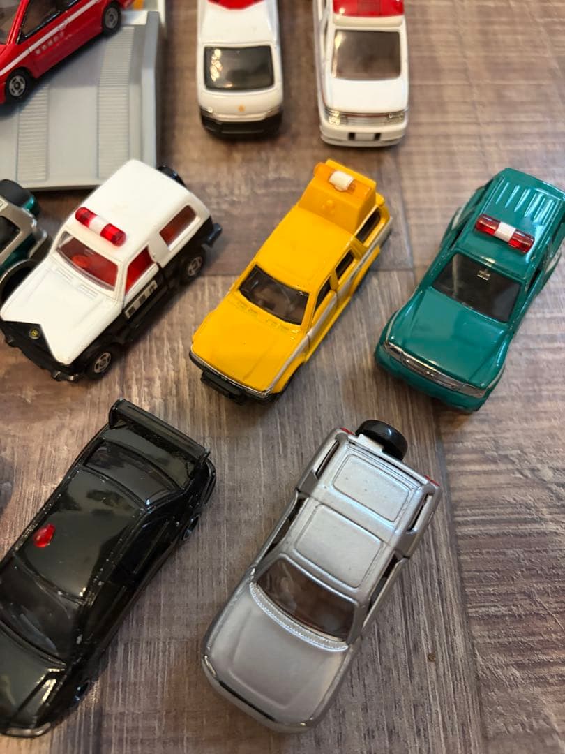Vintage TOMICA 消防・警察・救急　セット【ポリスボックス付】