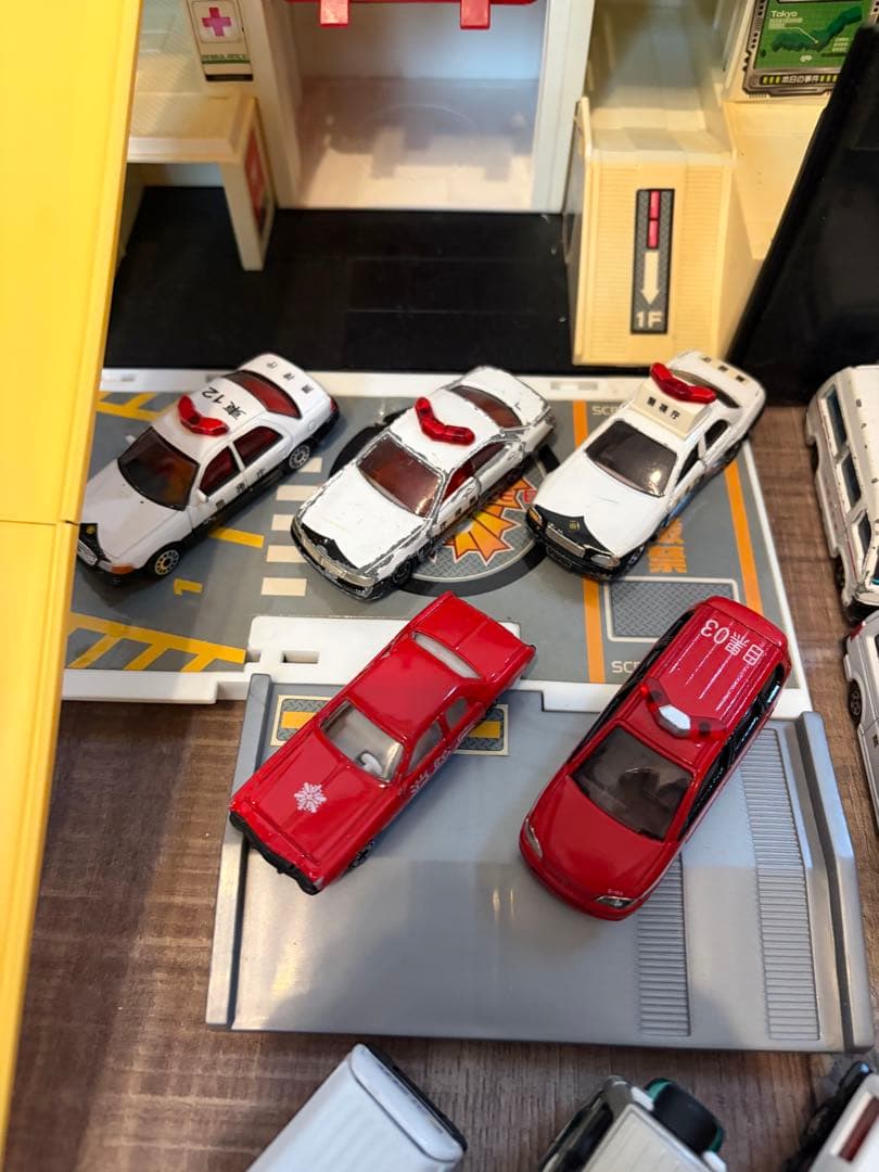 Vintage TOMICA 消防・警察・救急　セット【ポリスボックス付】