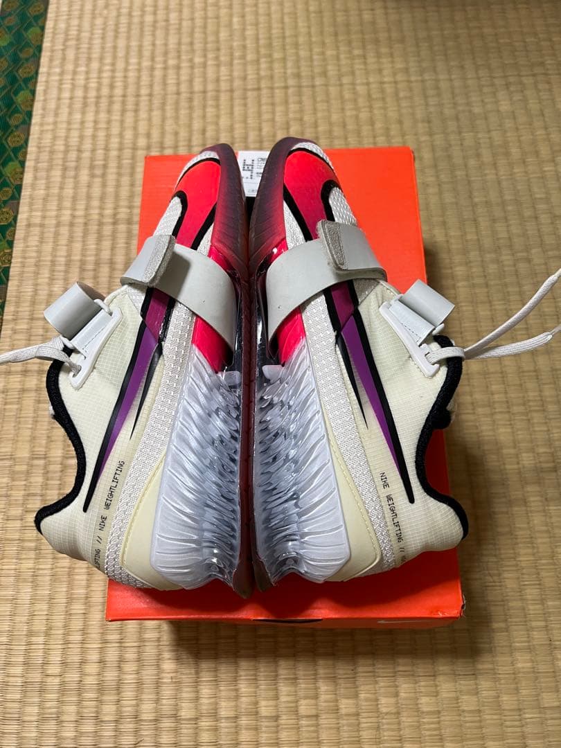 NIKEロマレオス4 SE 東京五輪限定カラーUS8 26センチ　タグ箱付き