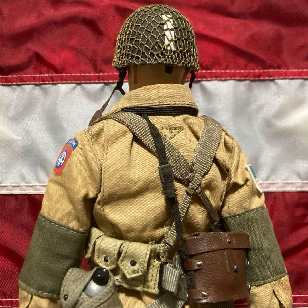 ドラゴンモデルズ製1/6米陸軍第82空挺師団中佐カスタム(箱無し訳あり品)