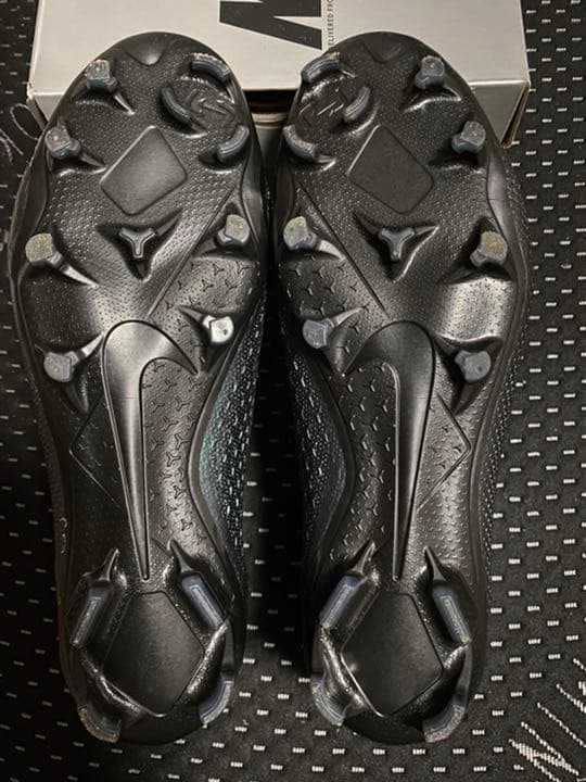 NIKE ナイキ　サッカースパイク　ファントムビジョン2