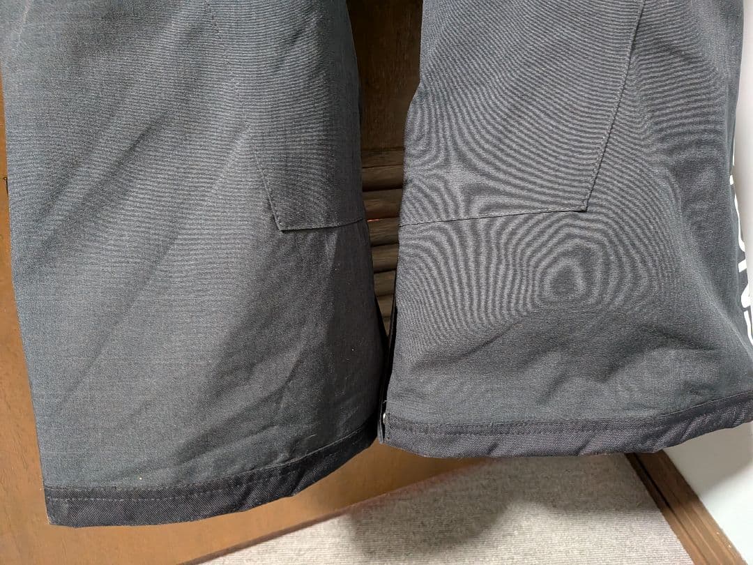 新品・未使用　SESSION スノーボードウェア パンツ　Ｌサイズ