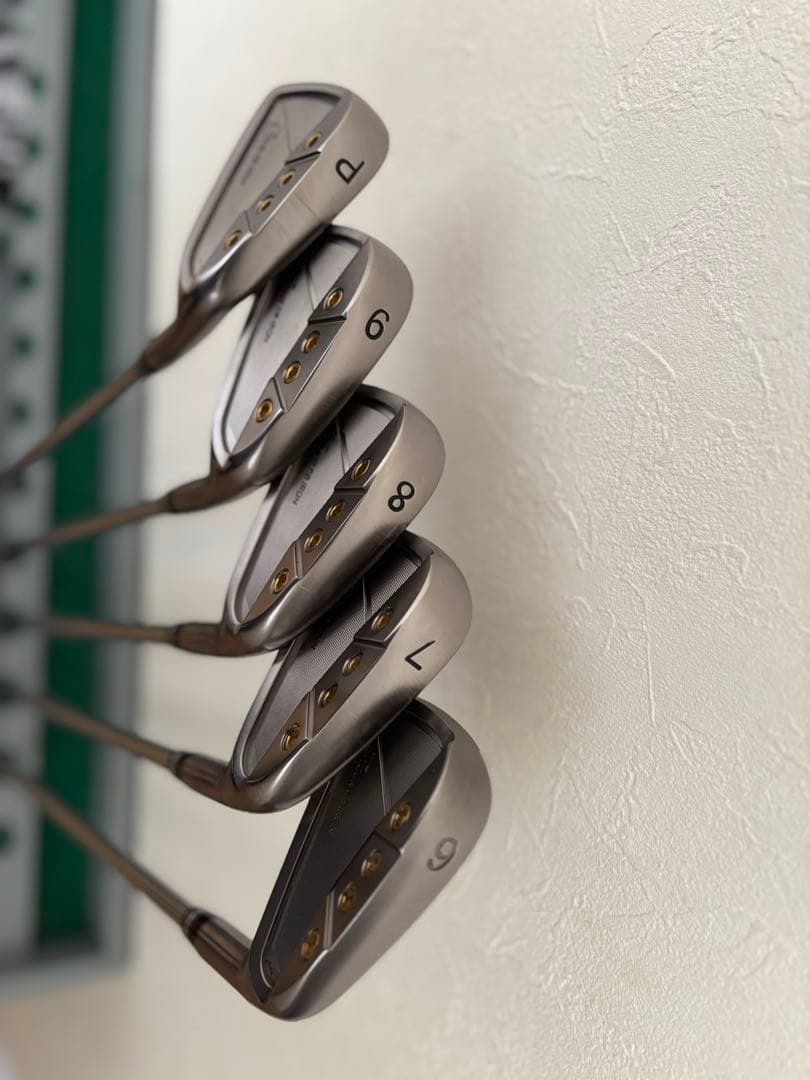 AXIS GOLF (アクシス) Z4 TOUR CB IRON