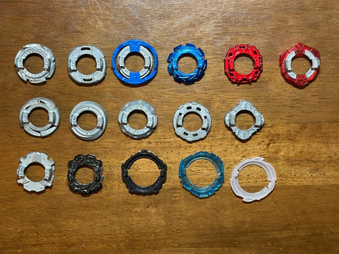 ベイブレードバースト まとめ売り 引退品 スタジアム付き