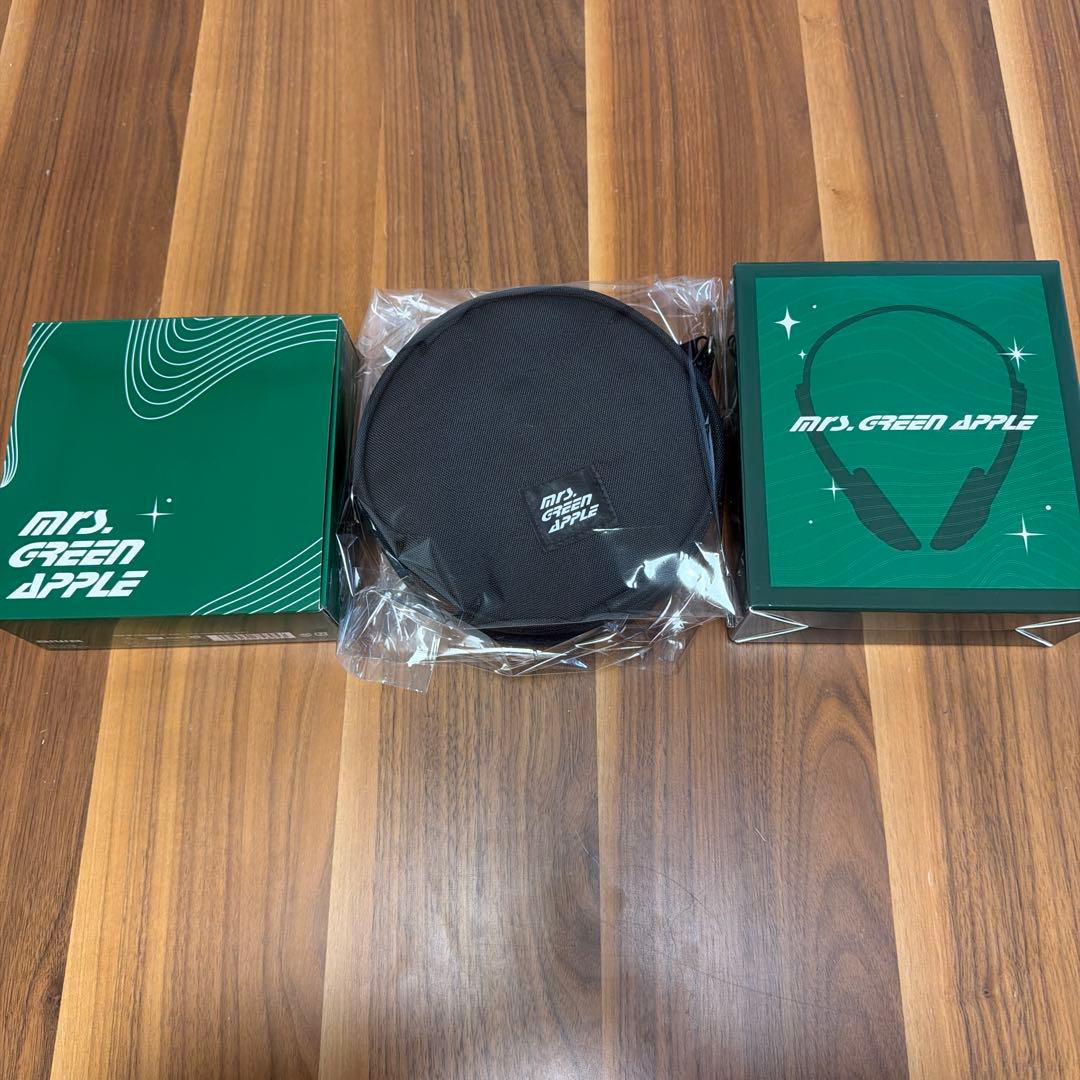 ミセスグリーンアップル　ポータブルCDプレイヤー　バッグ　ヘッドホン3点セット
