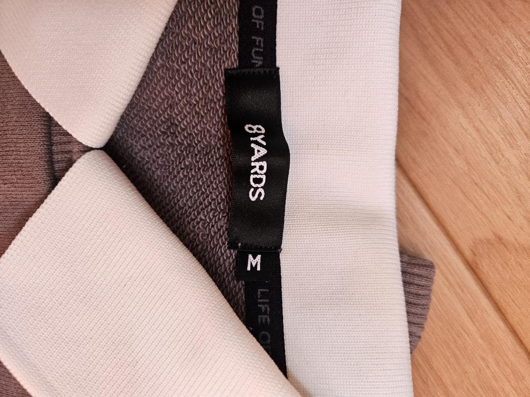 ハチヤーズ美品 長袖トレーナー襟付