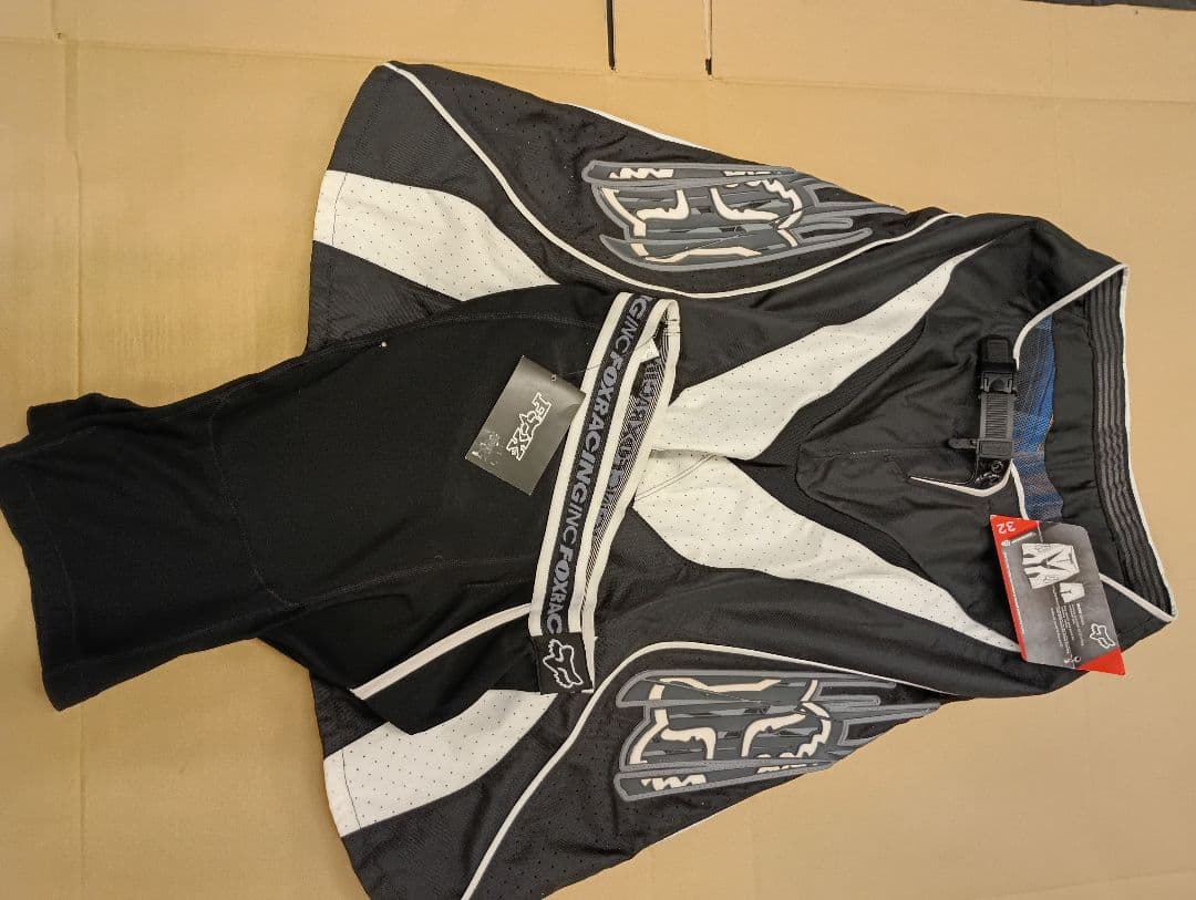 FOX MTB DHショーツ BLITZ SHORT+インナーパンツ