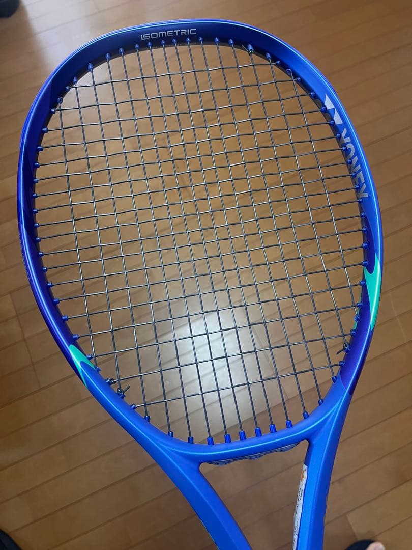 YONEX EZONE100 TOUR G2 310g テニスラケット ガット付
