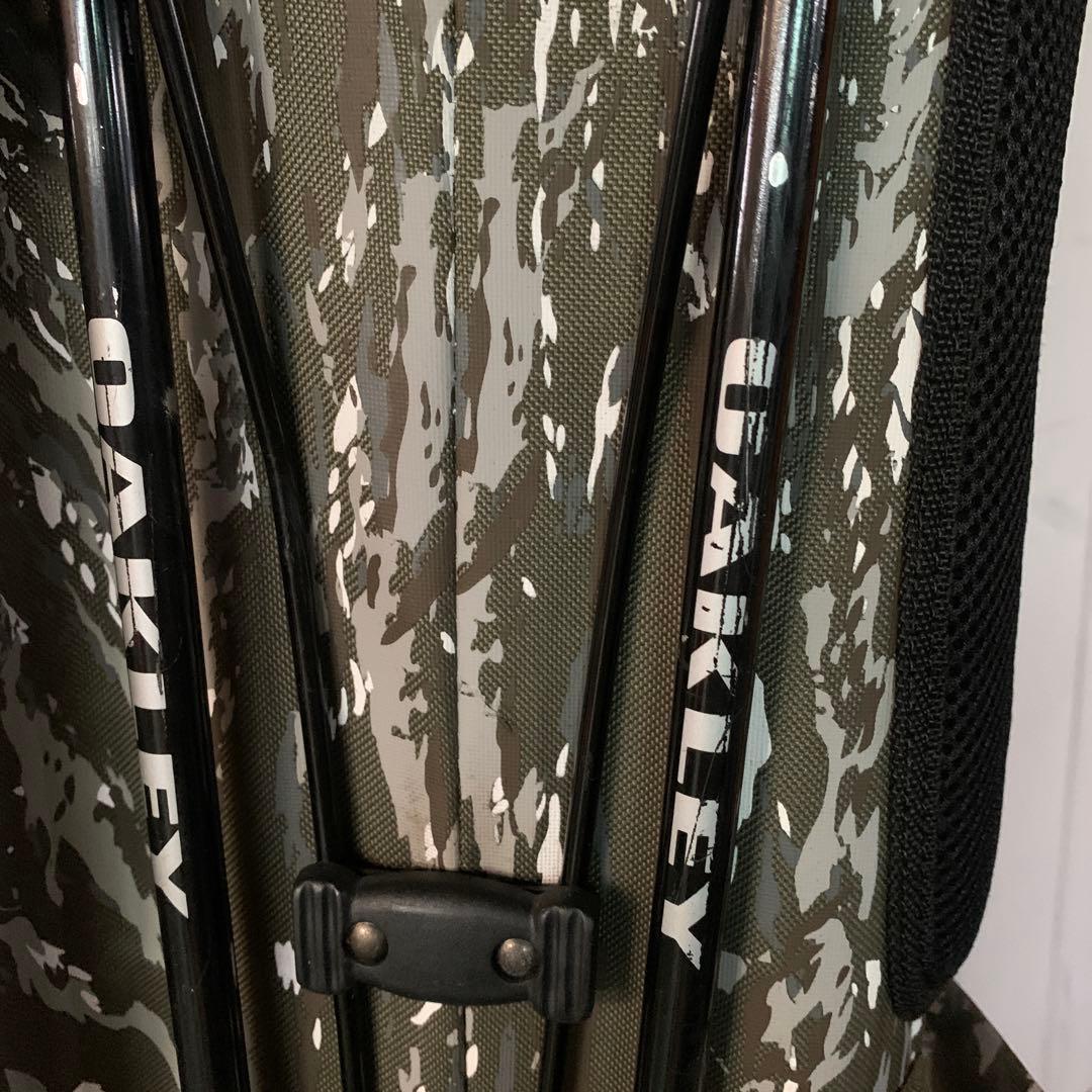 OAKLEY キャディバッグ スタンド型 迷彩柄（中古品）