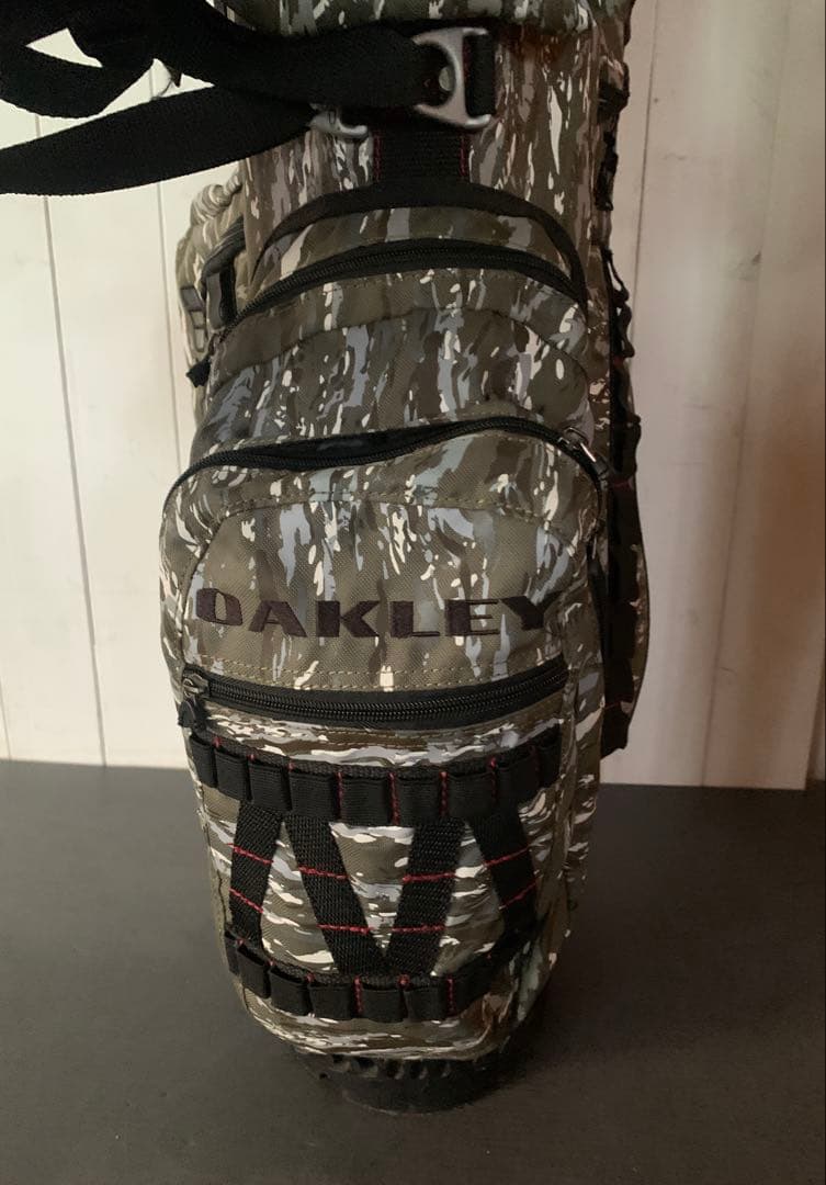 OAKLEY キャディバッグ スタンド型 迷彩柄（中古品）