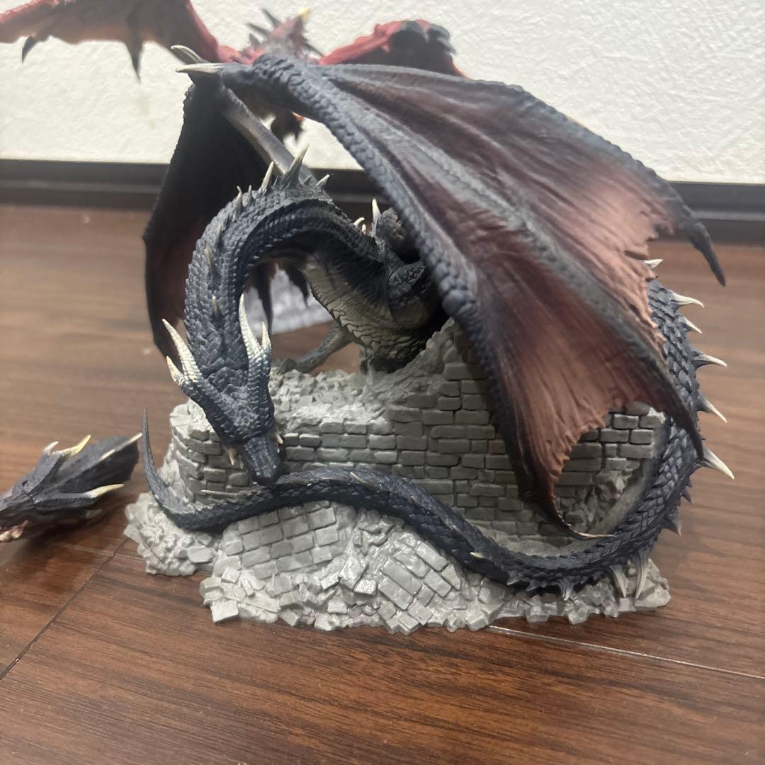 モンスターハンター ミラボレアス リオレウス フィギュア