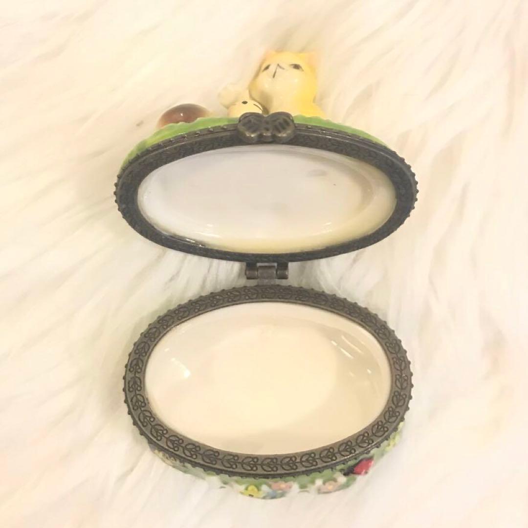 【 お宝品 】猫 かたつむり ポタリーケース 陶磁器