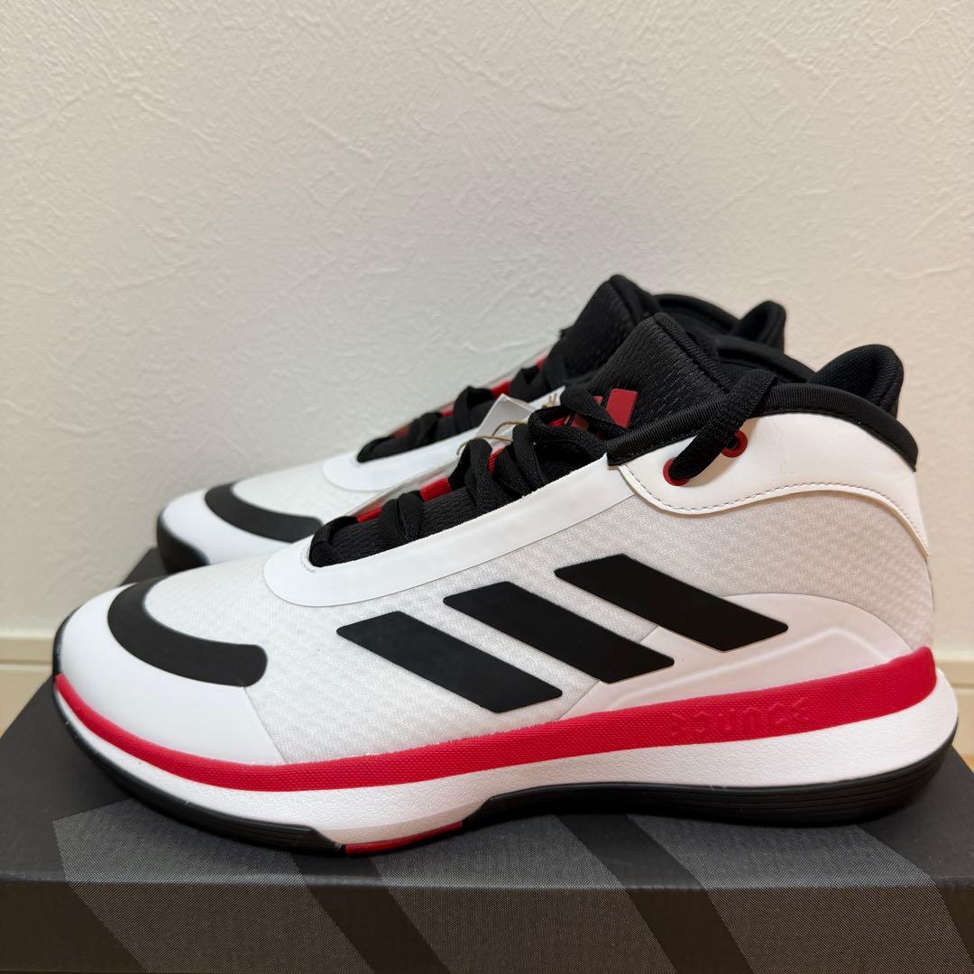 adidas バッシュ　バウンス レジェンズ　バスケ　白　黒　赤　27cm 新品