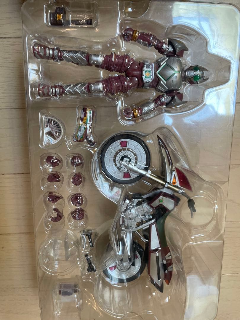 仮面ライダーギャレン　フィギュアーツ　バイクセット