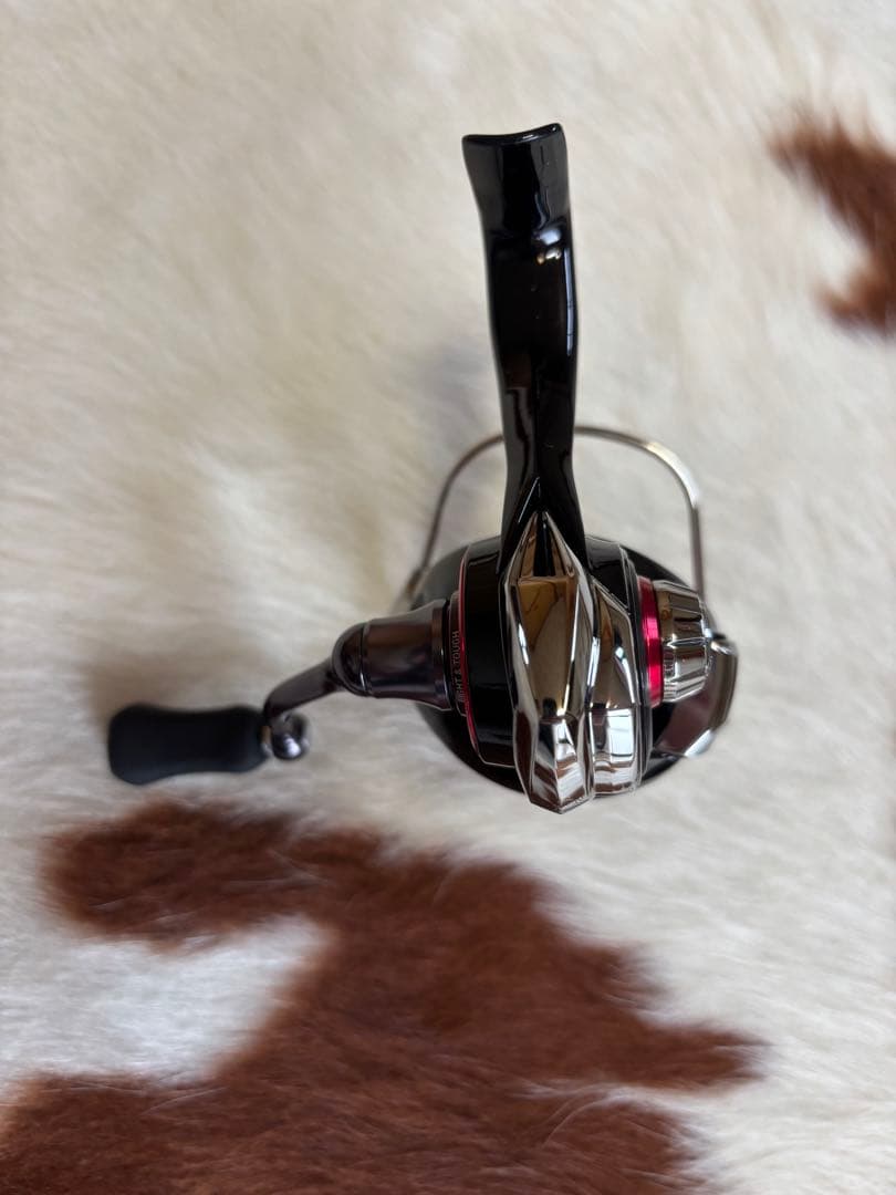 美品 ダイワ 23月下美人 LT1000S 箱付き DAIWA スピニングリール