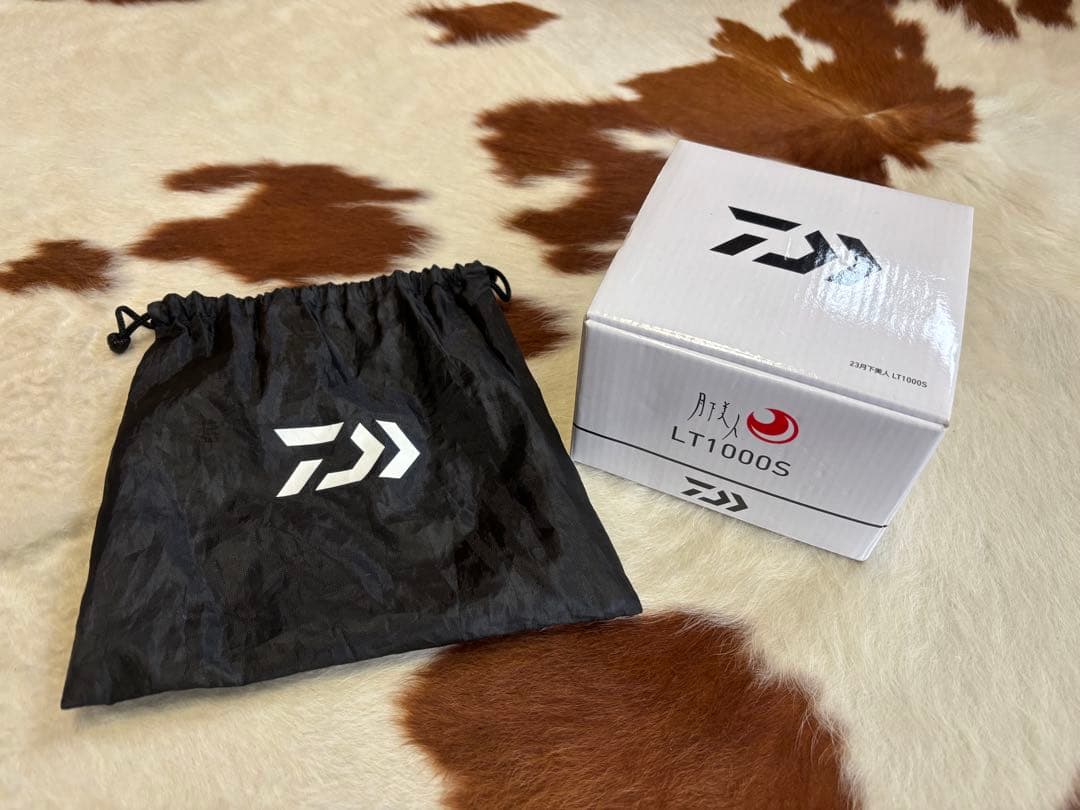 美品 ダイワ 23月下美人 LT1000S 箱付き DAIWA スピニングリール