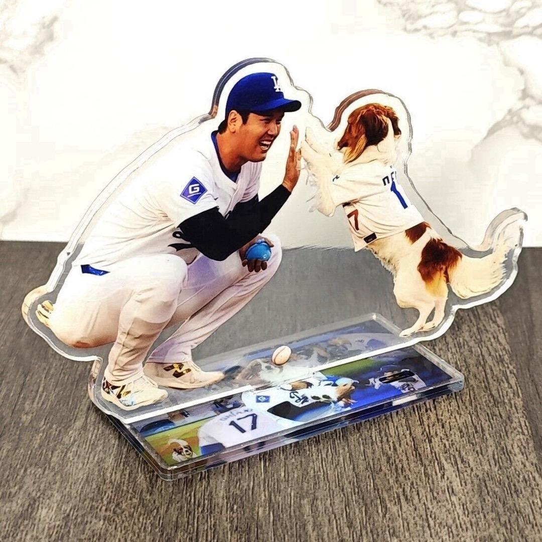 大谷翔平 選手アクリルスタンド　デコピン　大型 (大15cmx25cm ）