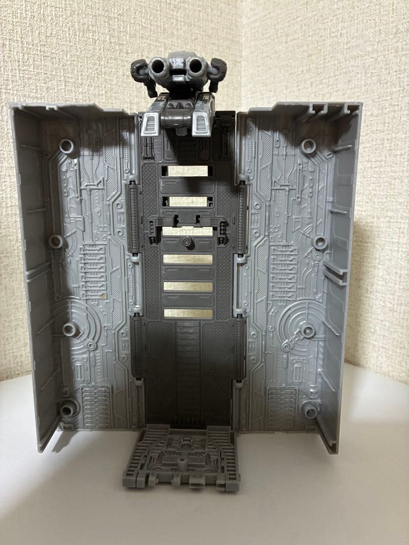 トランスフォーマー アースライズ オプティマスプライム