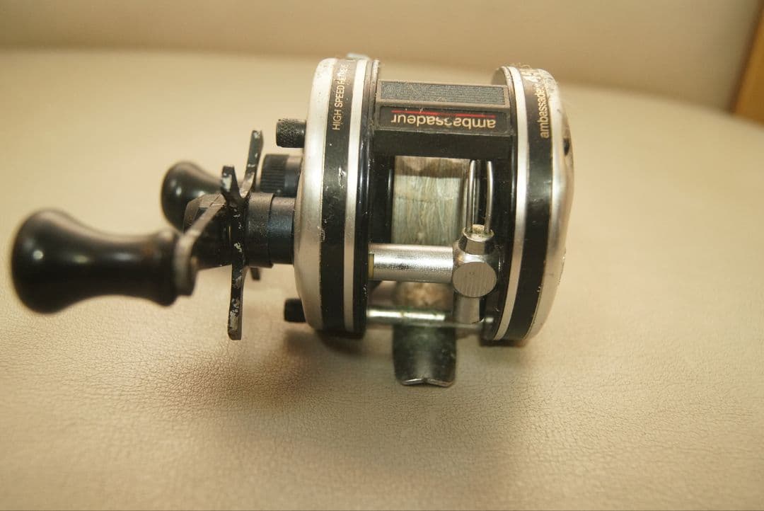 abu ambassadeur 4500CB　オールドベイトリール