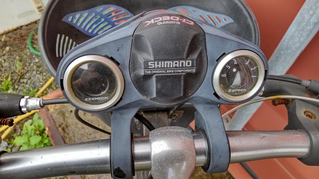 子供用自転車　シルバー　変速機付き　20インチ