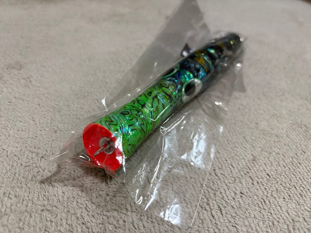 貝田ルアー　アントニオ　200 新品未開封