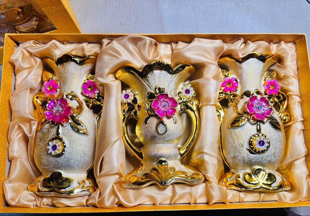 【お得】磁器製 花瓶 3点セット×8箱 まとめ売り